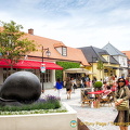 Cafes, shops and Oscar l'Escargot at La Vallée Village